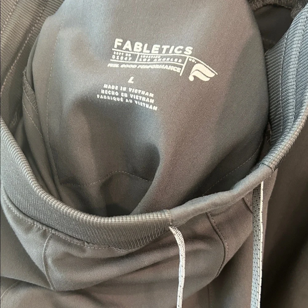 Fabletics Dark Gray Scrubs Set - Picture 7 of 7